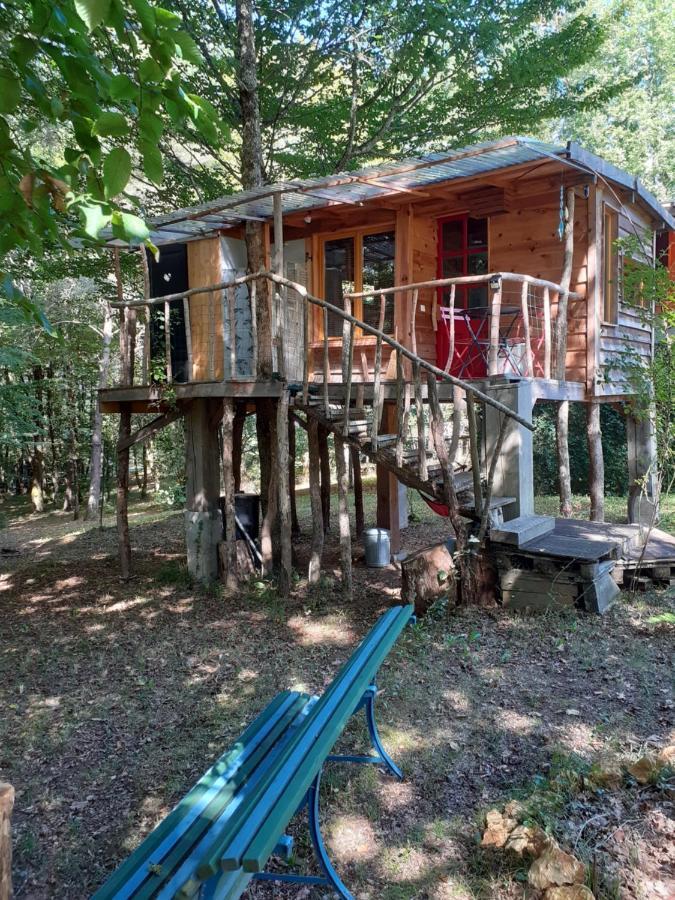 La Cabane De L'Oiseau Couze-et-Saint-Front Esterno foto